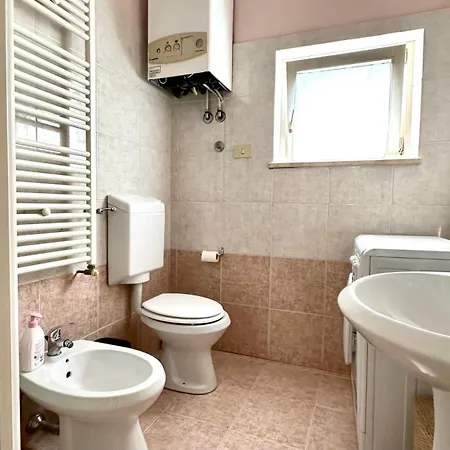 Appartement M392 - Marcelli, Trilocale Con Terrazzo Comodo Ai Servizi